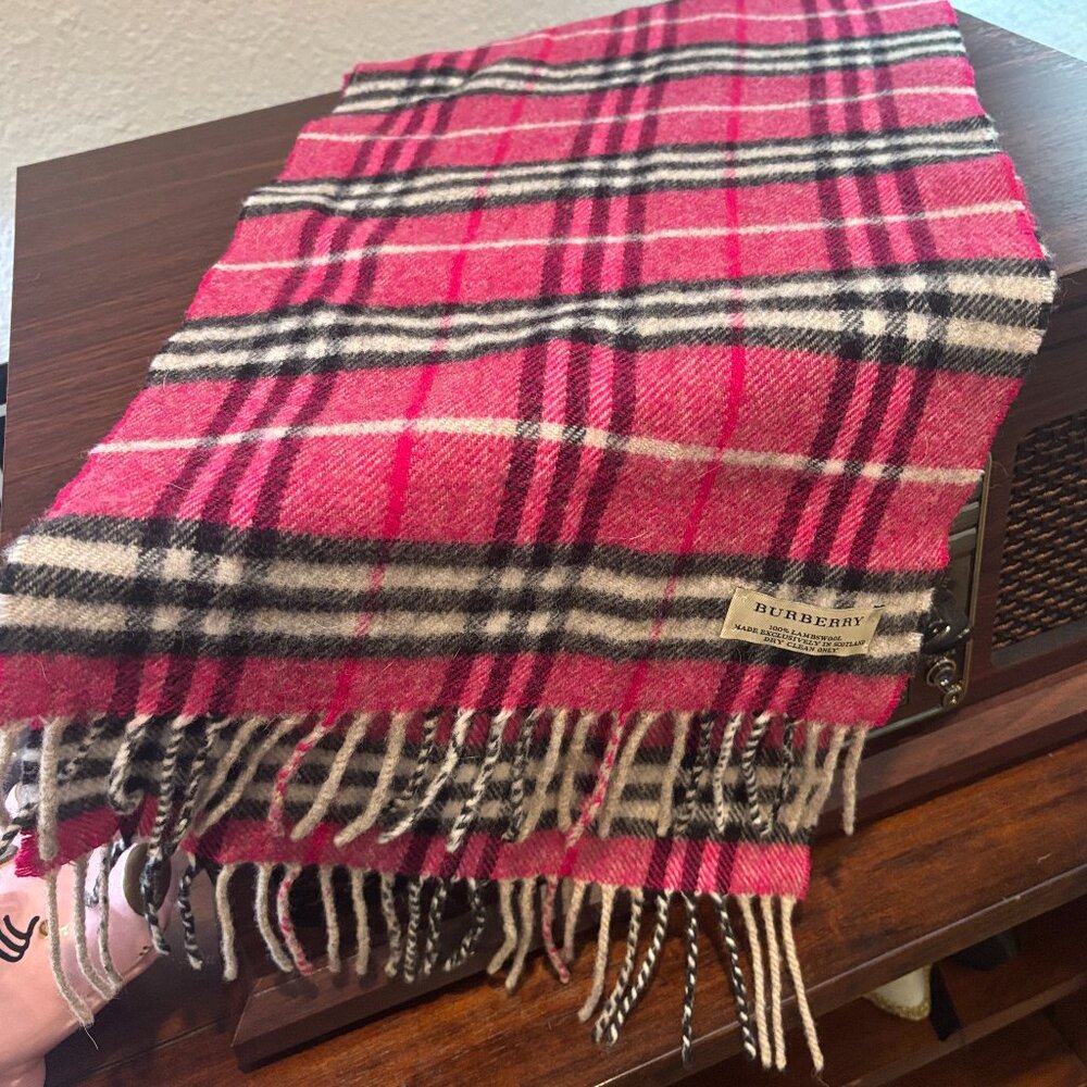 Auth Burberry Lambswool Plaid Stole Fuchsia
